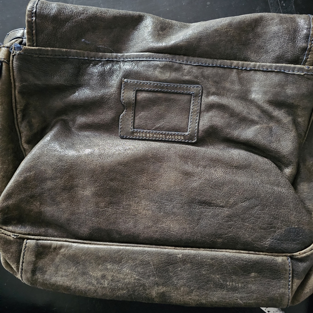 Marc by Marc Jacobs messenger bag